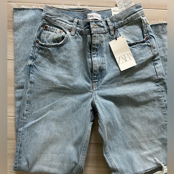 NWT Zara Hi-Rise Wide Leg Jeans - Picture 4 of 5